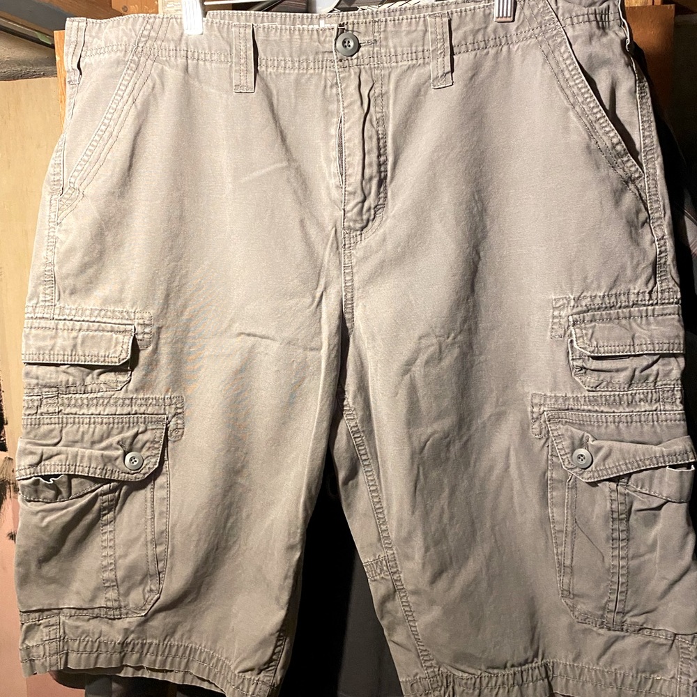 Old navy cargo shorts
